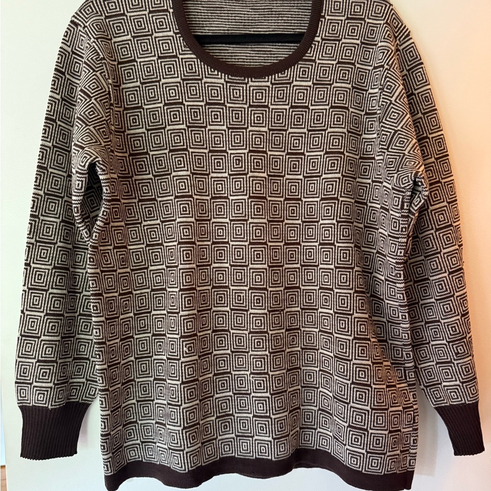Men's Crewneck Sweater in Brown and Cream Geometric Print